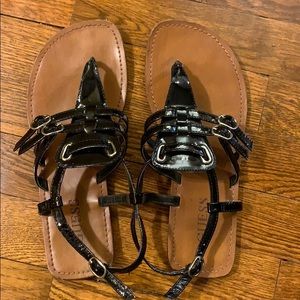 Guess sandals size 7